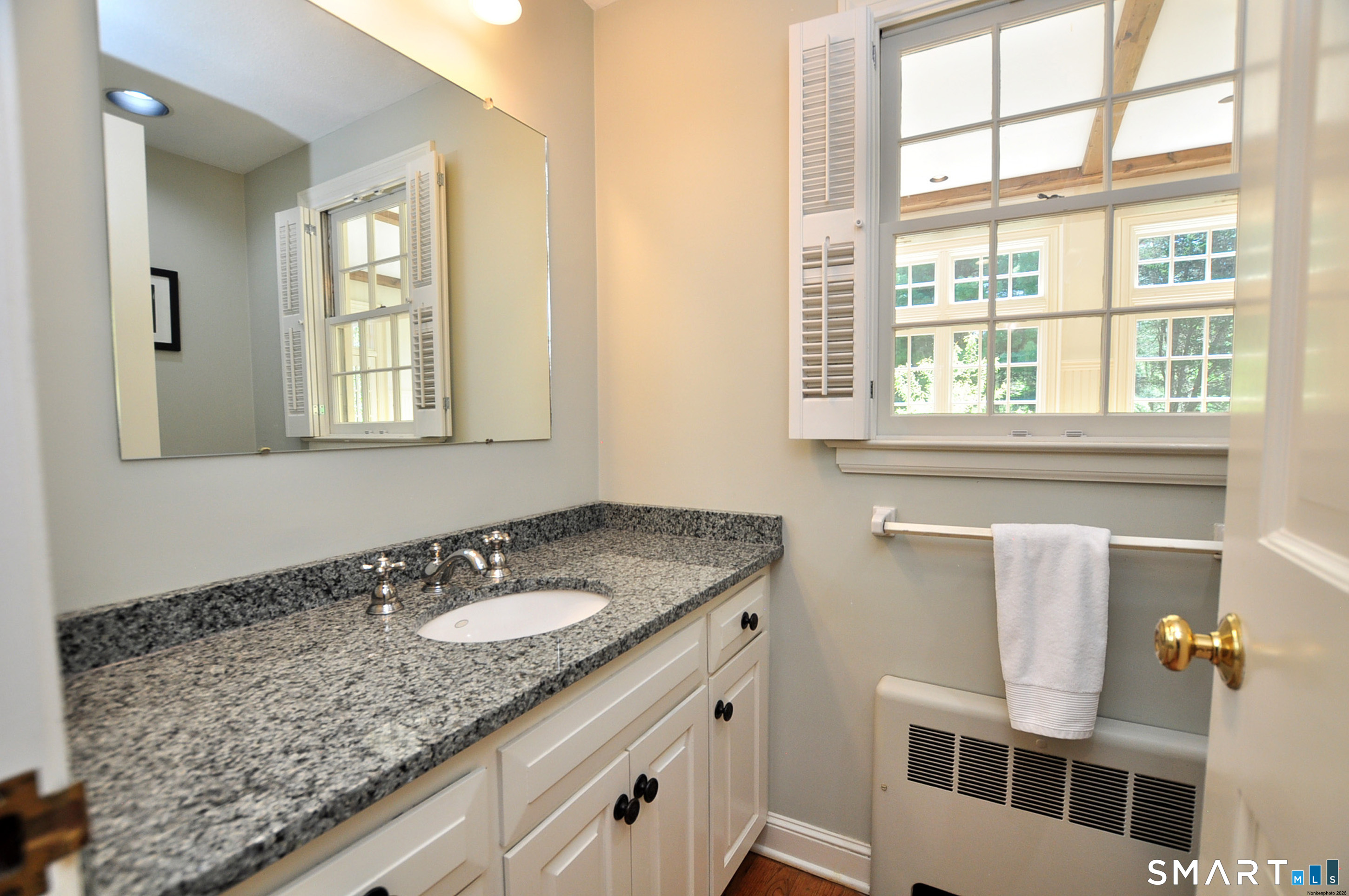 13 Cedar Hill Road Simsbury CT 06092