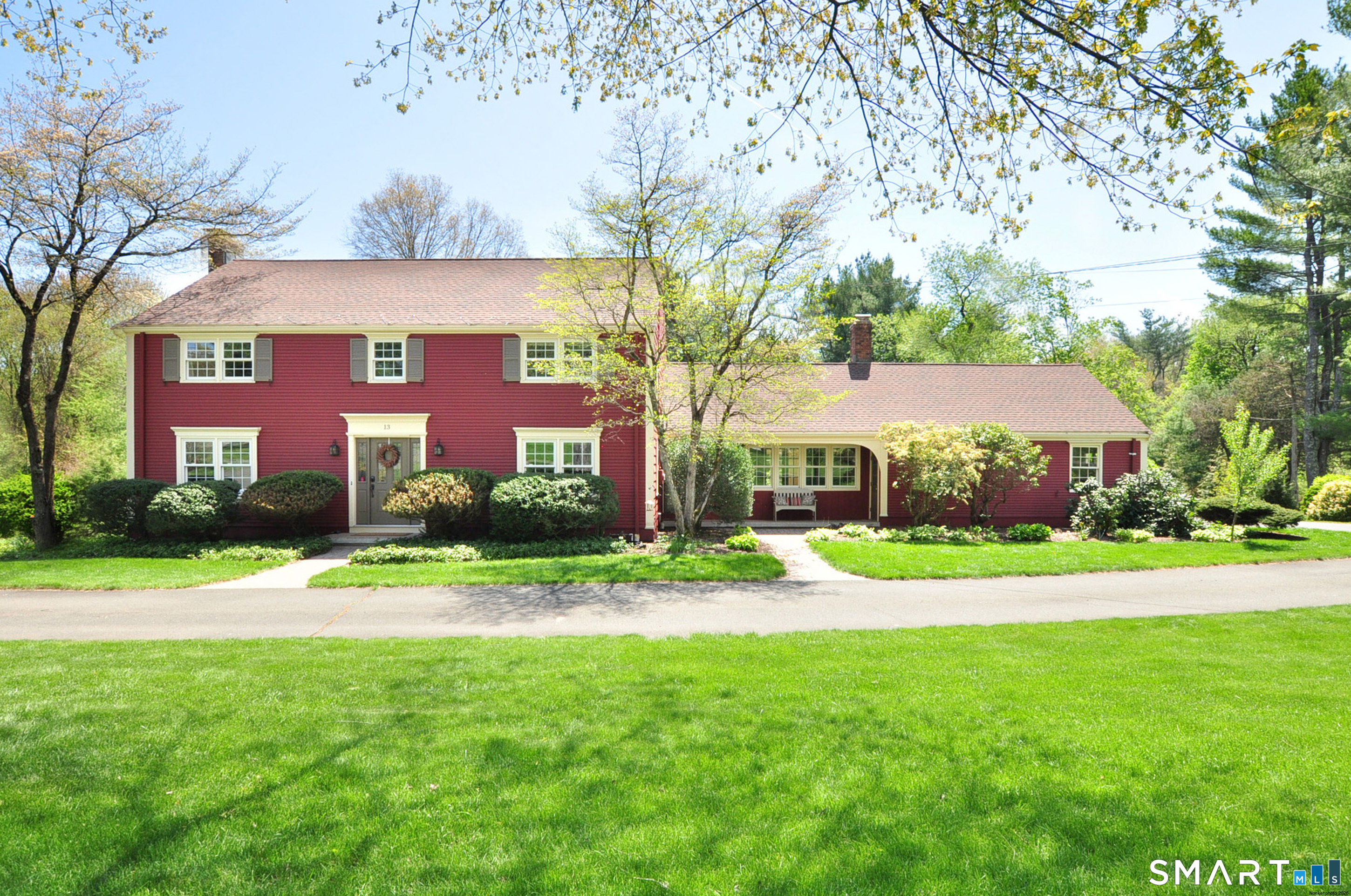 13 Cedar Hill Road Simsbury CT 06092