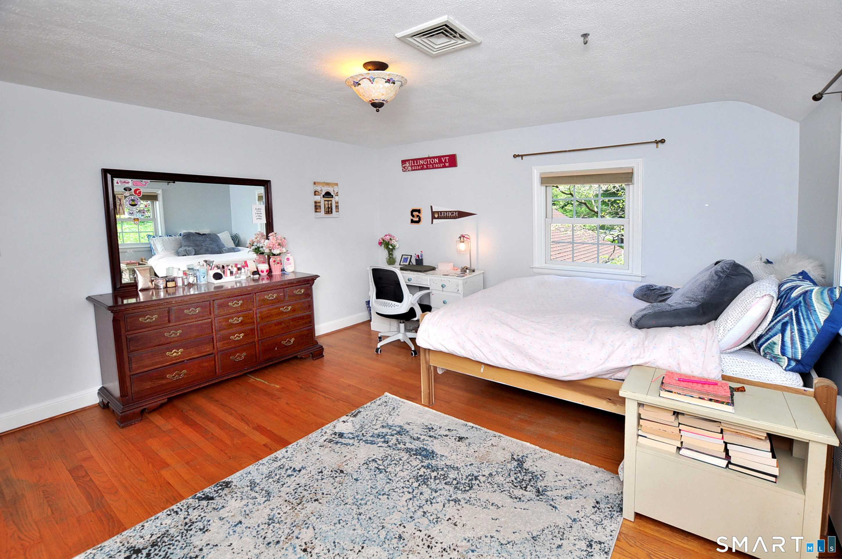 13 Cedar Hill Road Simsbury CT 06092