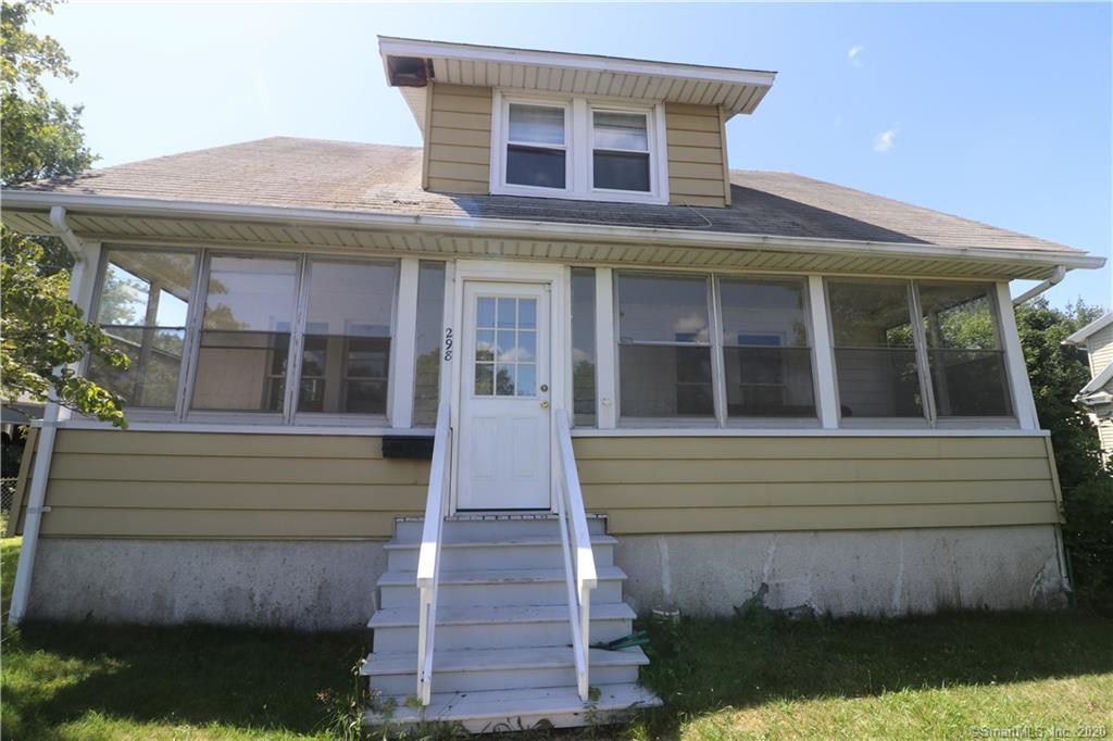 298 Vauxhall Street New London CT 06320