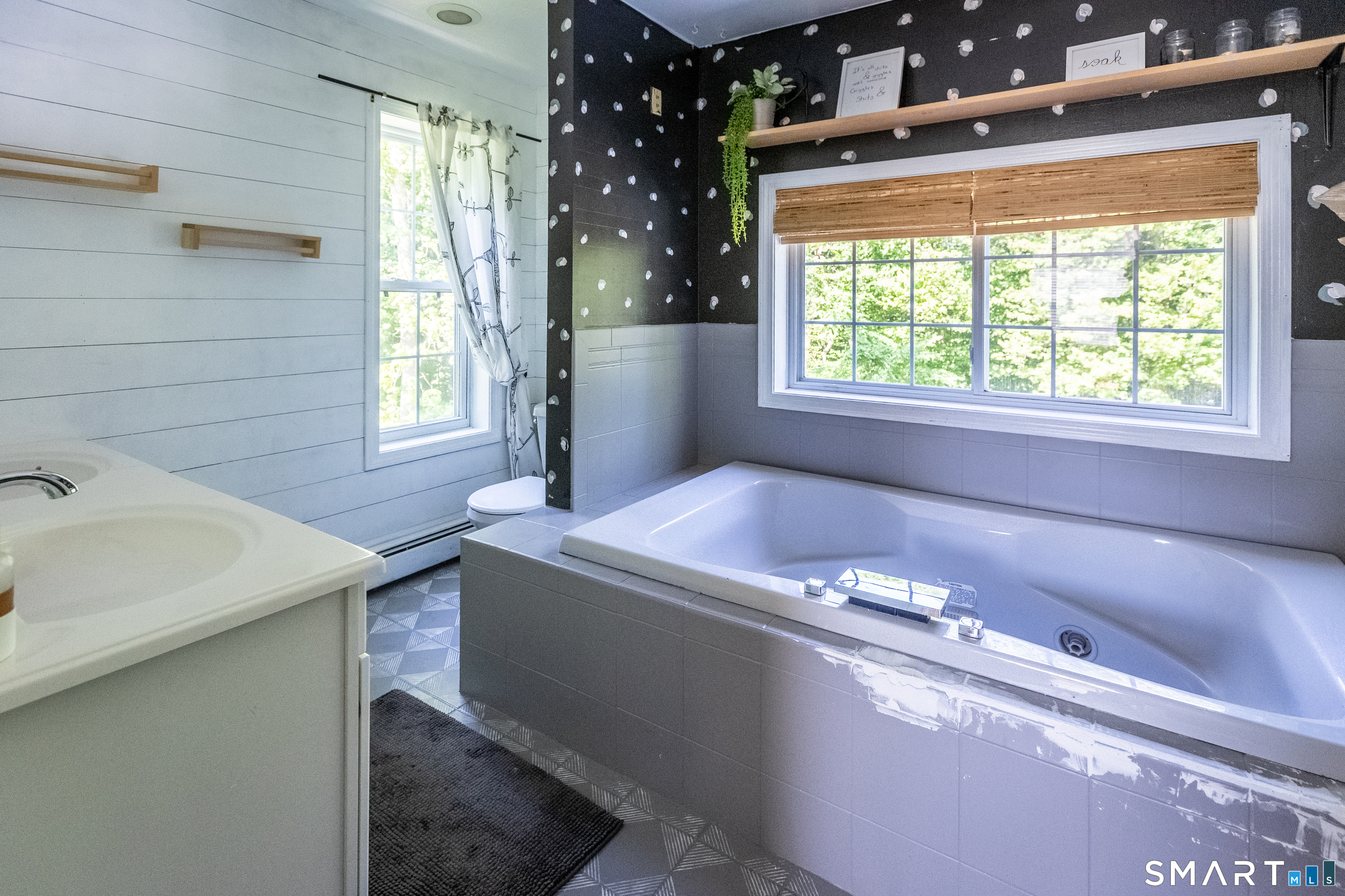 2 Quail Hollow Court Beacon Falls CT 06403