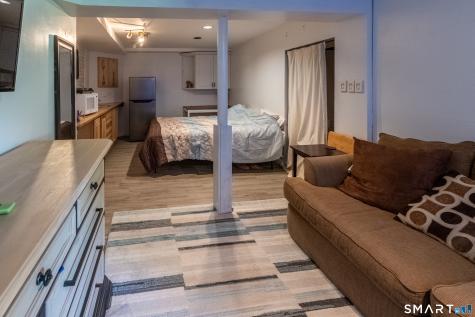 2 Quail Hollow Court Beacon Falls CT 06403