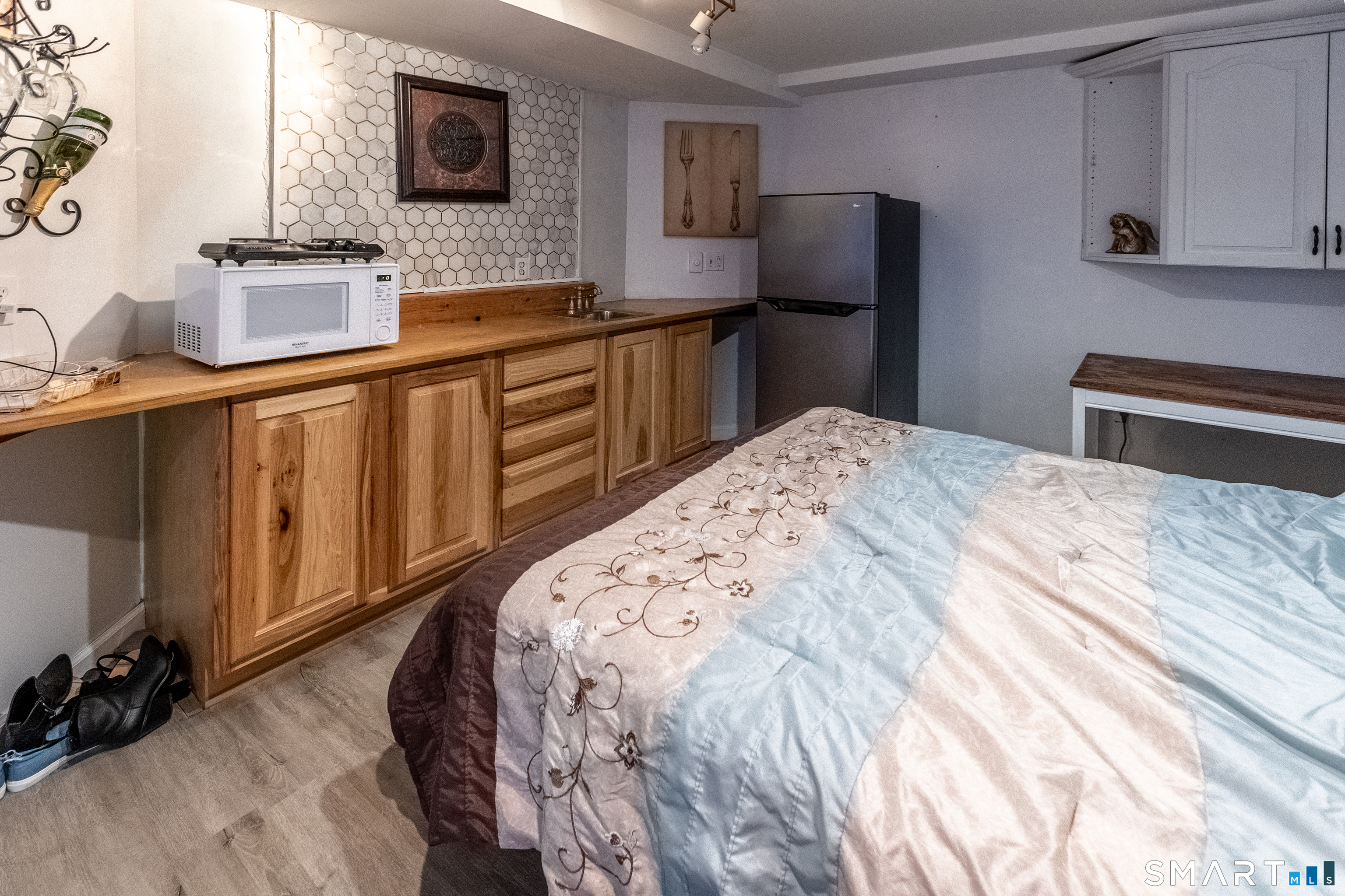2 Quail Hollow Court Beacon Falls CT 06403