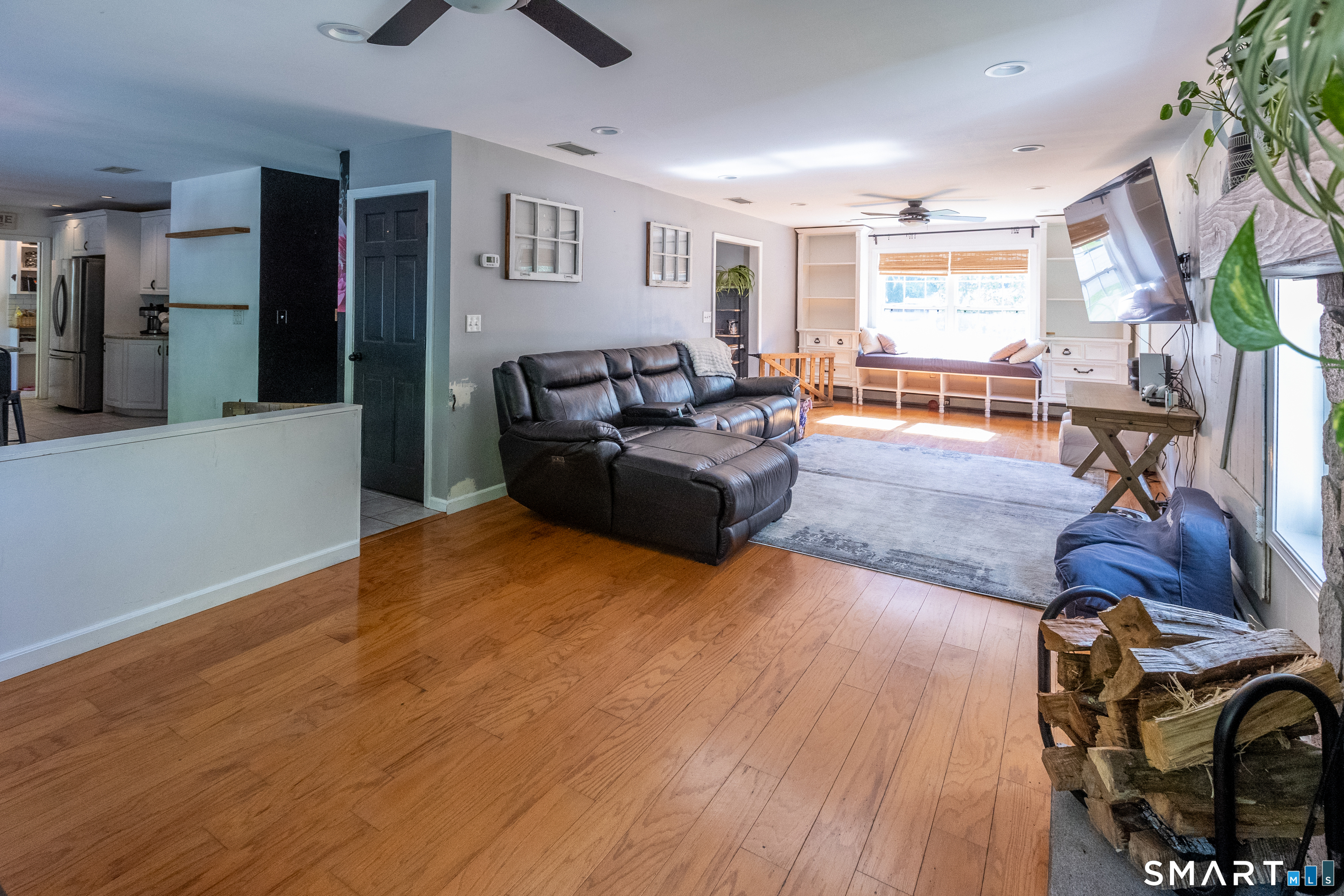 2 Quail Hollow Court Beacon Falls CT 06403