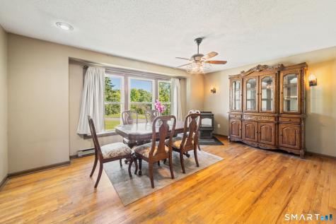 28 Charter Oak Drive Oxford CT 06478