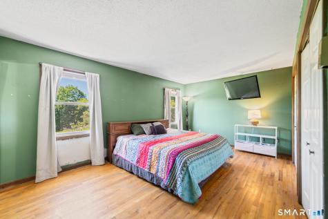 28 Charter Oak Drive Oxford CT 06478