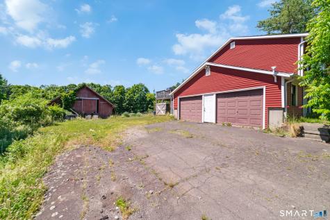 28 Charter Oak Drive Oxford CT 06478