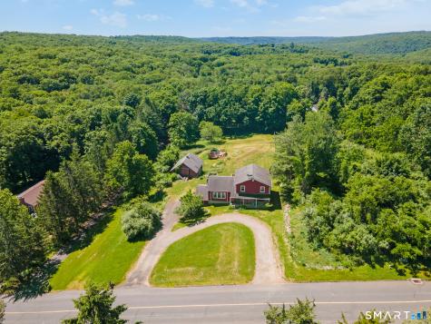 28 Charter Oak Drive Oxford CT 06478