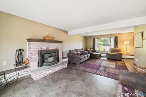 28 Charter Oak Drive Oxford CT 06478