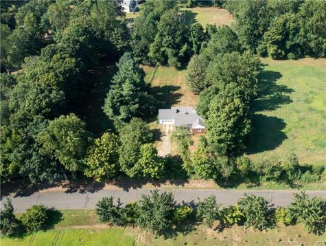 51 Adams Road Easton CT 06612