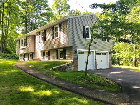 15 Stage Road Brookfield CT 06804