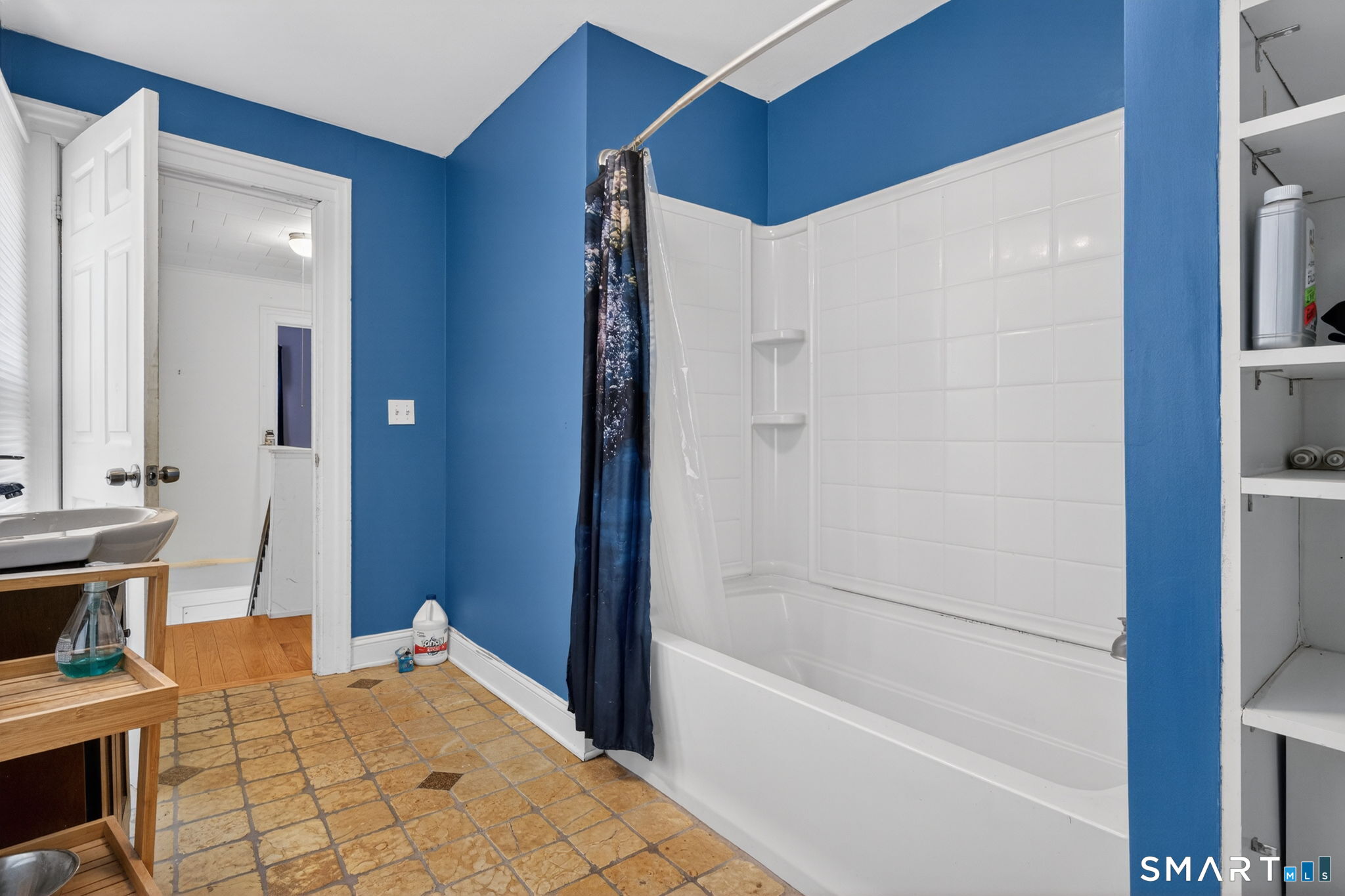 31 Bridge Street Montville CT 06353