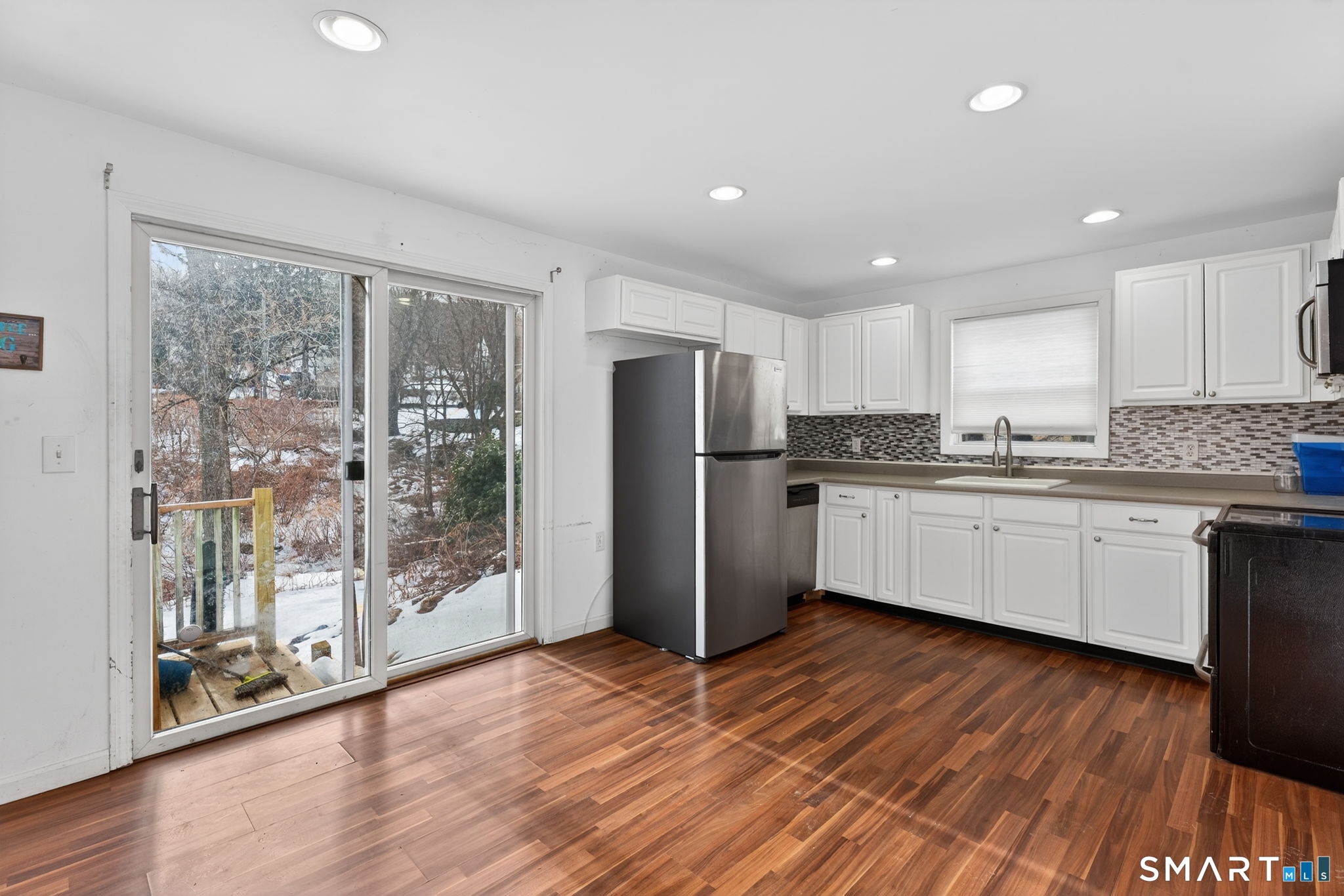 31 Bridge Street Montville CT 06353