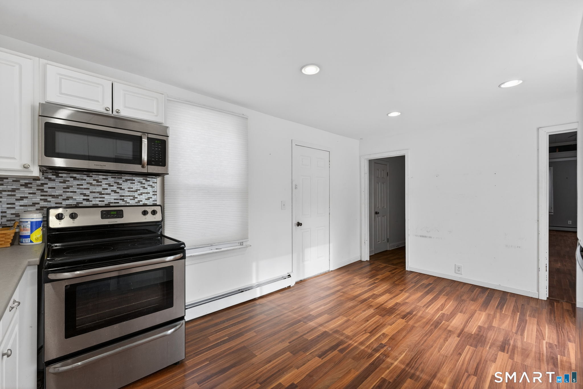 31 Bridge Street Montville CT 06353