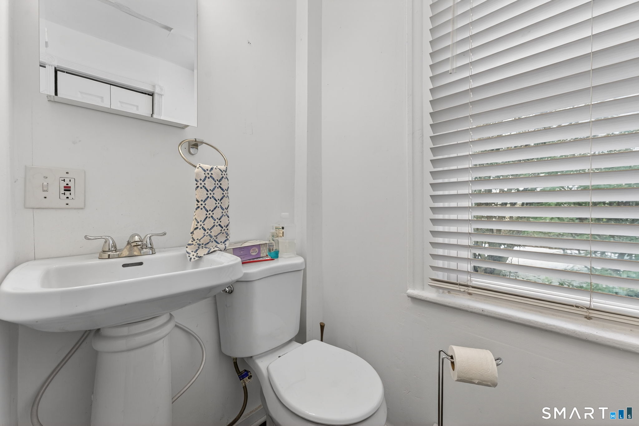 31 Bridge Street Montville CT 06353