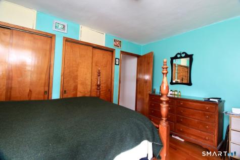 49 Robert Street Hamden CT 06514