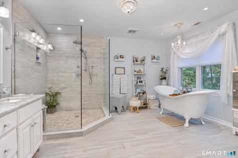 25 Maplewood Drive Danbury CT 06811