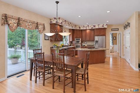 25 Maplewood Drive Danbury CT 06811