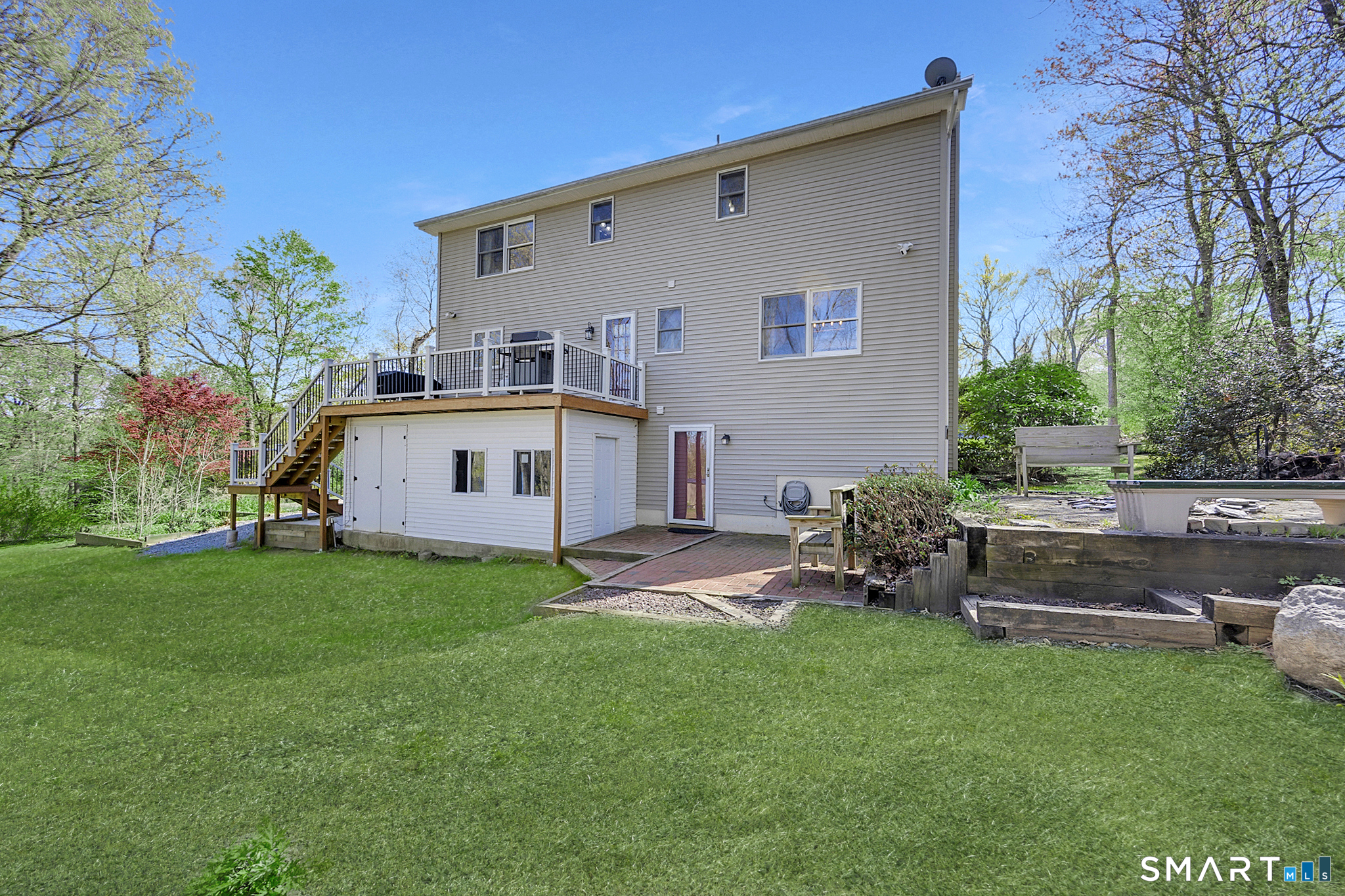 16 Stephen Court Prospect CT 06712