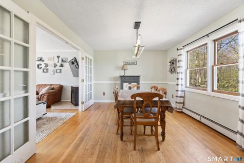 16 Stephen Court Prospect CT 06712
