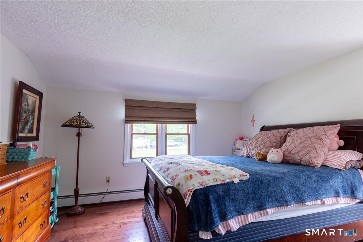 29 Namonee Trail East Hampton CT 06424