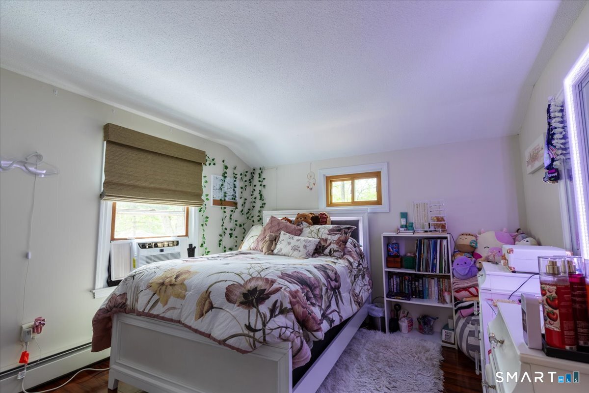 29 Namonee Trail East Hampton CT 06424