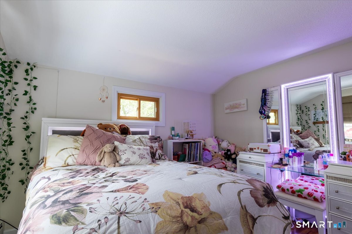 29 Namonee Trail East Hampton CT 06424