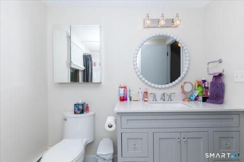 29 Namonee Trail East Hampton CT 06424