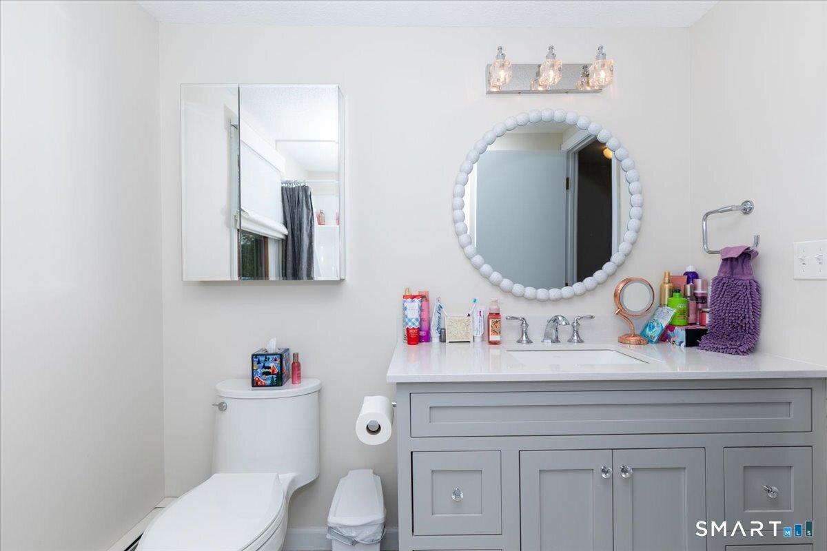 29 Namonee Trail East Hampton CT 06424