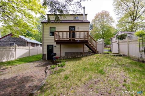 29 Namonee Trail East Hampton CT 06424