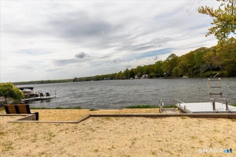 29 Namonee Trail East Hampton CT 06424