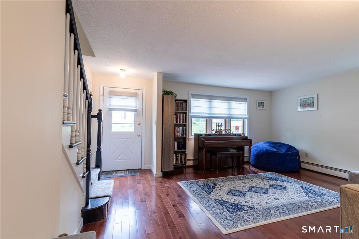 29 Namonee Trail East Hampton CT 06424