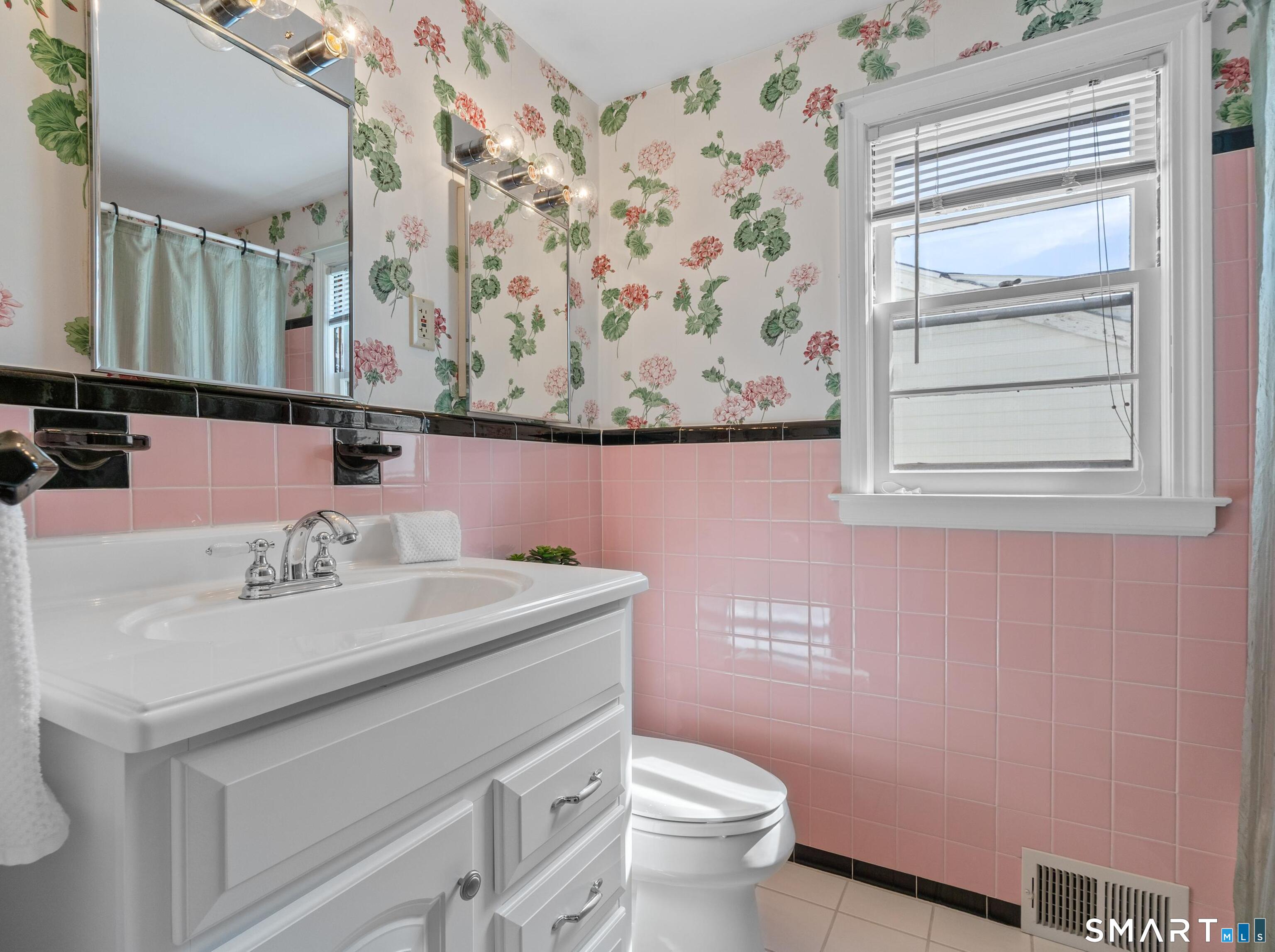 178 Clifton Avenue West Hartford CT 06107