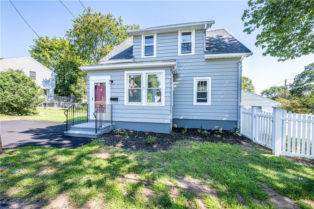 69 Saint Andrew Avenue East Haven CT 06512