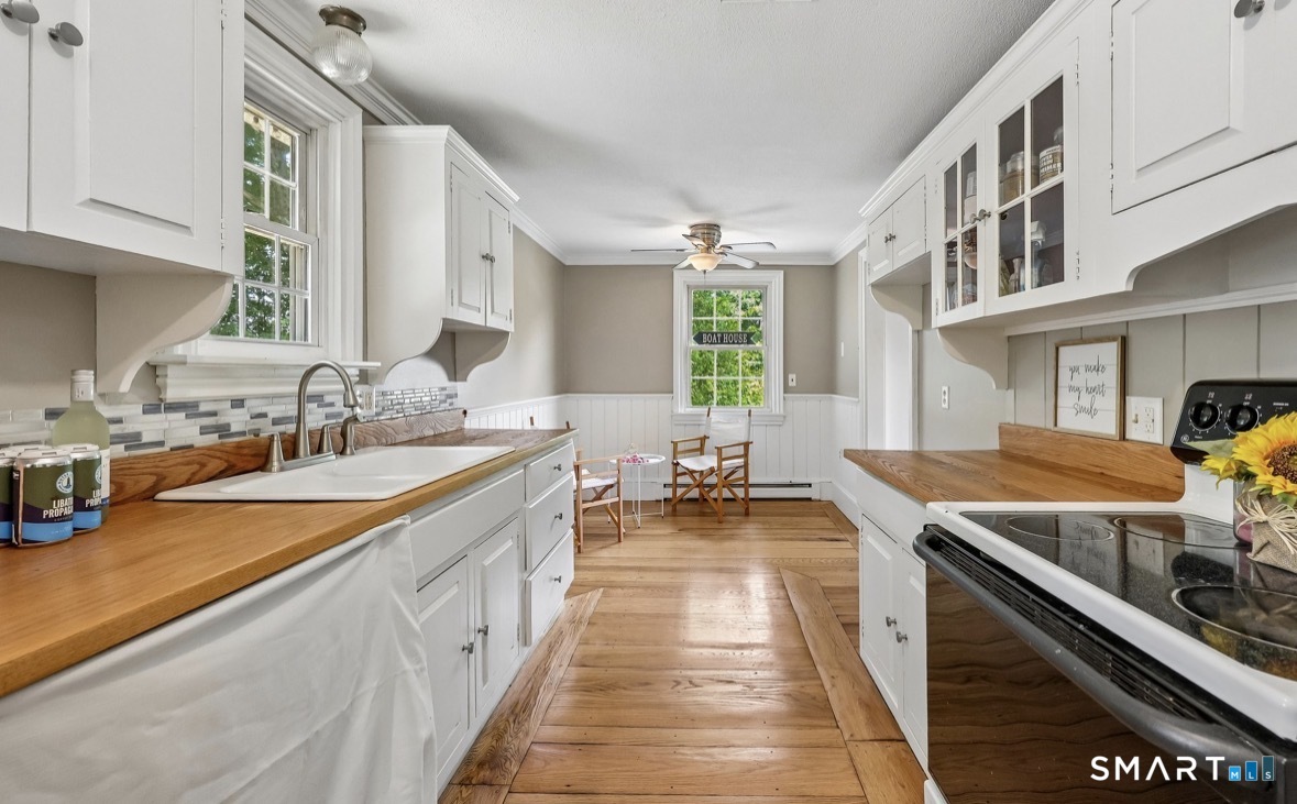 47 River Ridge Road Killingly CT 06239