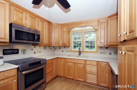 1670 Hartford Turnpike North Haven CT 06473