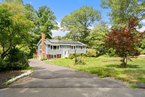 37 Stoneywood Drive East Lyme CT 06357