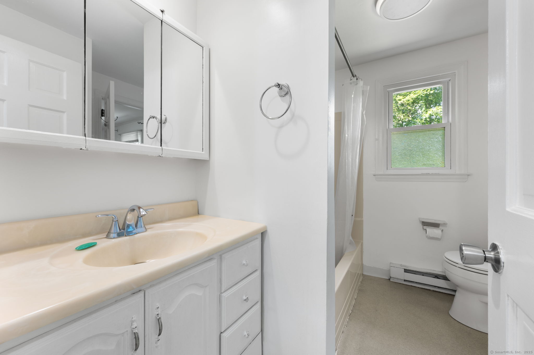 37 Stoneywood Drive East Lyme CT 06357