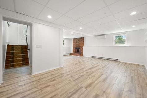 37 Stoneywood Drive East Lyme CT 06357