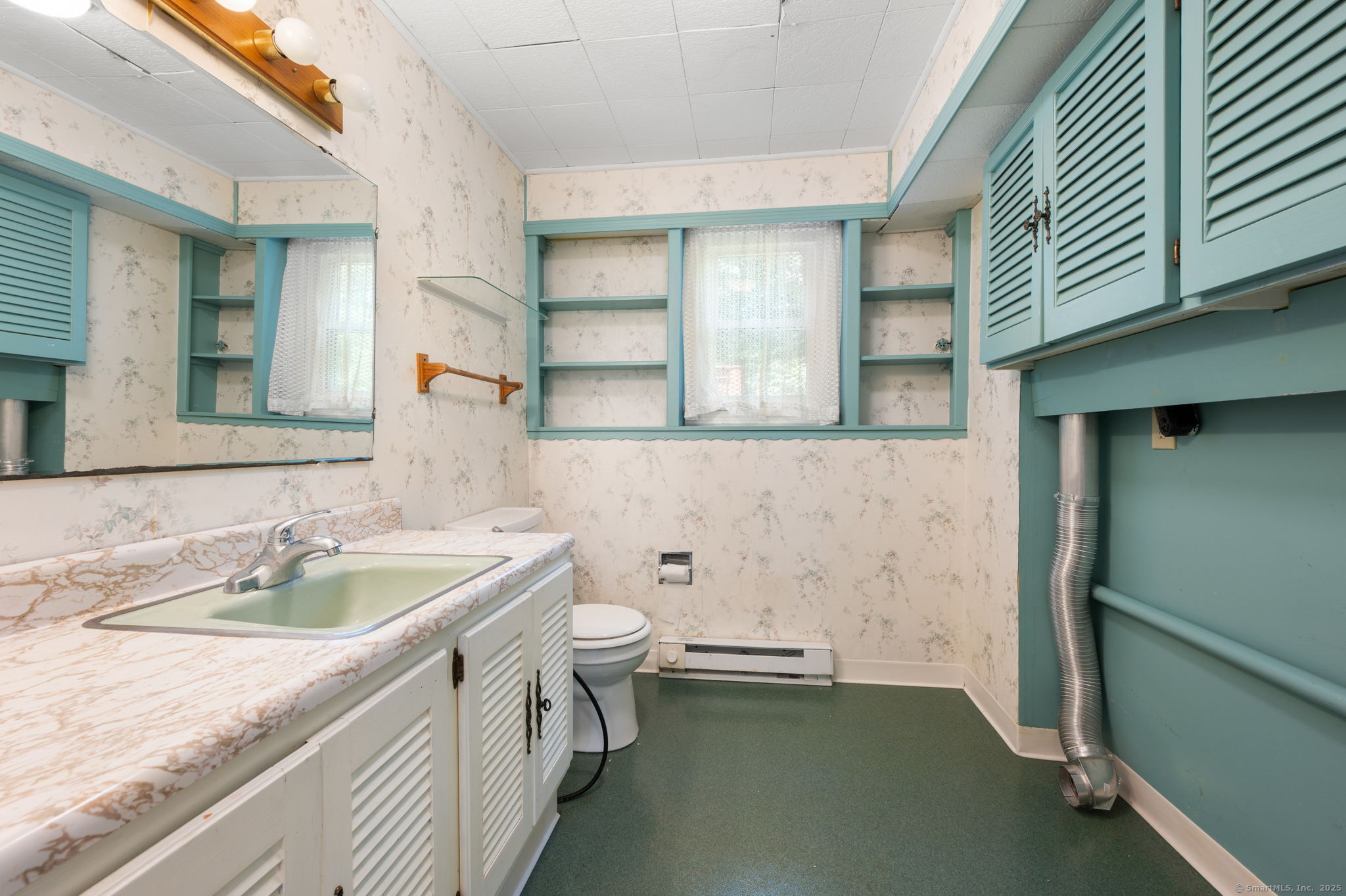 37 Stoneywood Drive East Lyme CT 06357