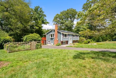 37 Stoneywood Drive East Lyme CT 06357