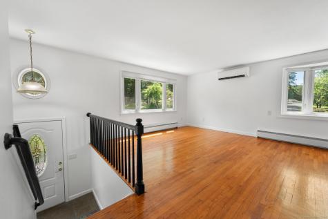 37 Stoneywood Drive East Lyme CT 06357