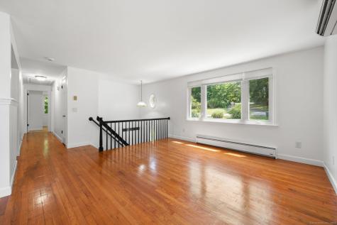 37 Stoneywood Drive East Lyme CT 06357