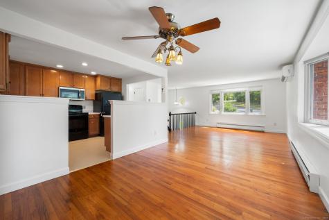 37 Stoneywood Drive East Lyme CT 06357