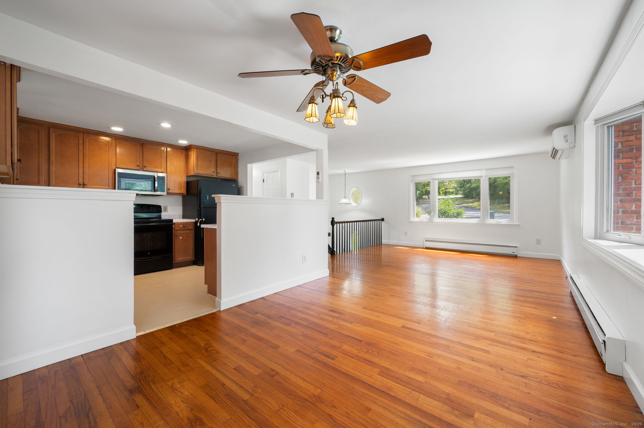 37 Stoneywood Drive East Lyme CT 06357