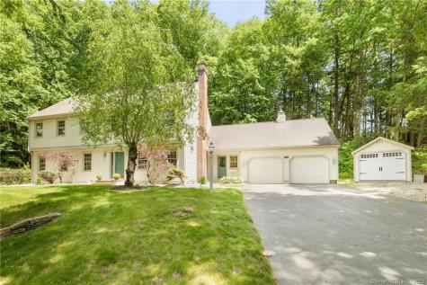 194 Reverknolls Avon CT 06001