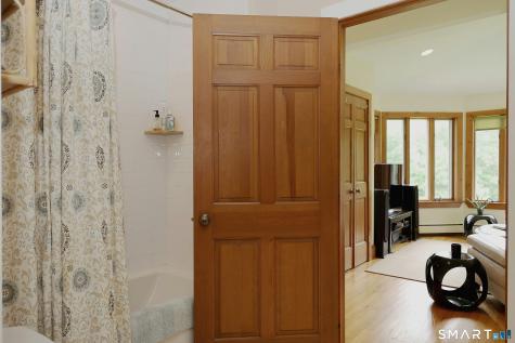 68 Bloomer Road Ridgefield CT 06877