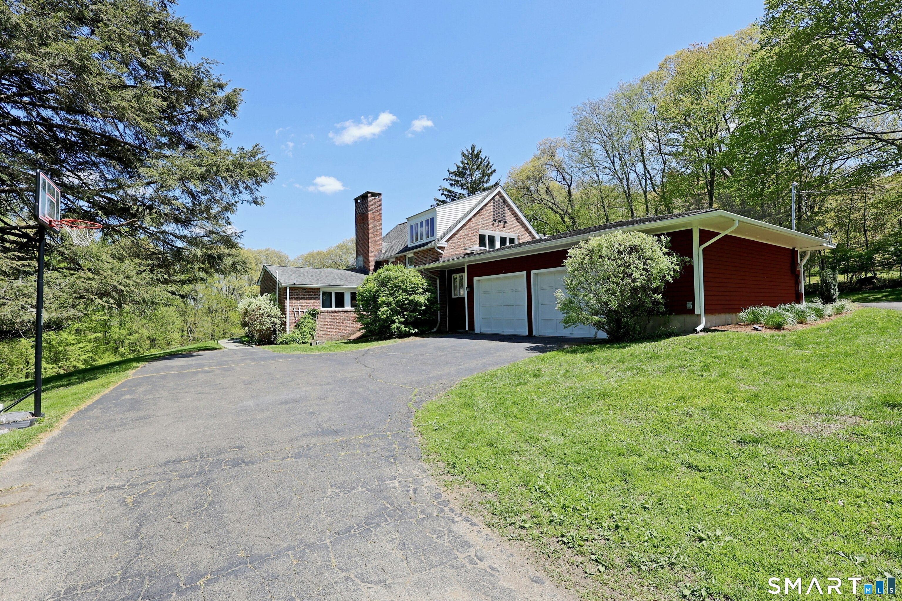 68 Bloomer Road Ridgefield CT 06877