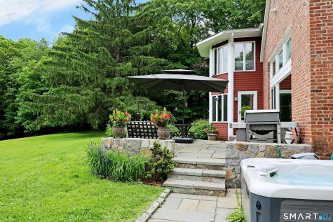 68 Bloomer Road Ridgefield CT 06877