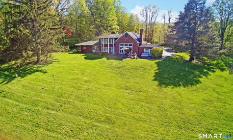 68 Bloomer Road Ridgefield CT 06877